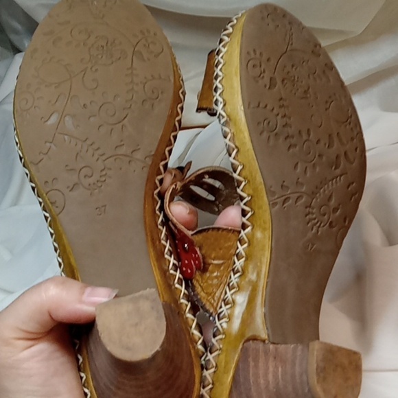 L'artiste by spring step heeled floral sandal size 37 - Picture 7 of 7